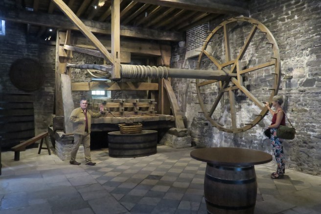 BC4E11E7-266C-4F6E-AFC6-3C506191779D