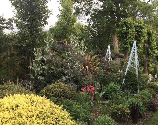 E6D581AD-9F8A-447C-B317-533096219C7C